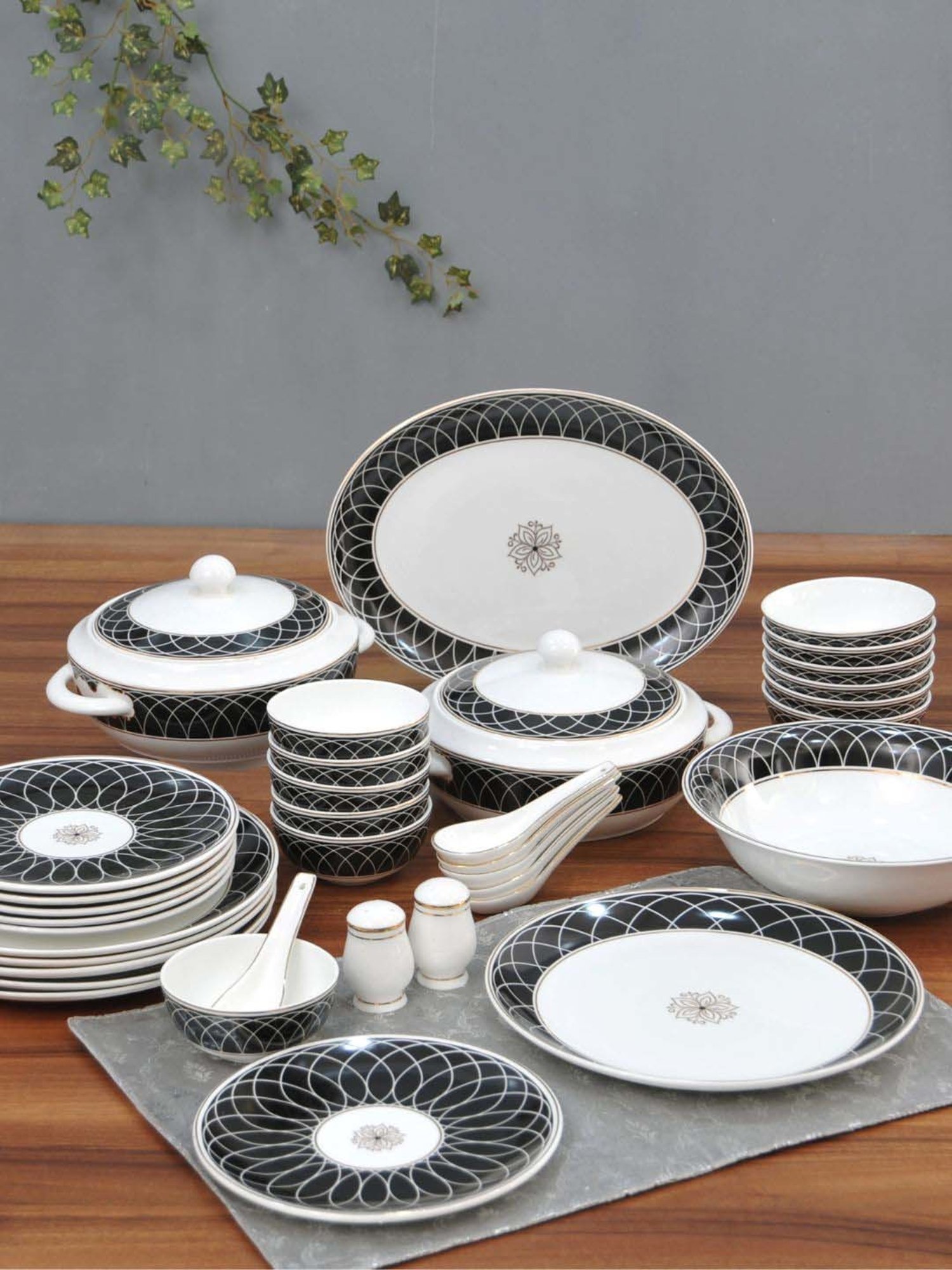 Claycraft hotsell dinner set