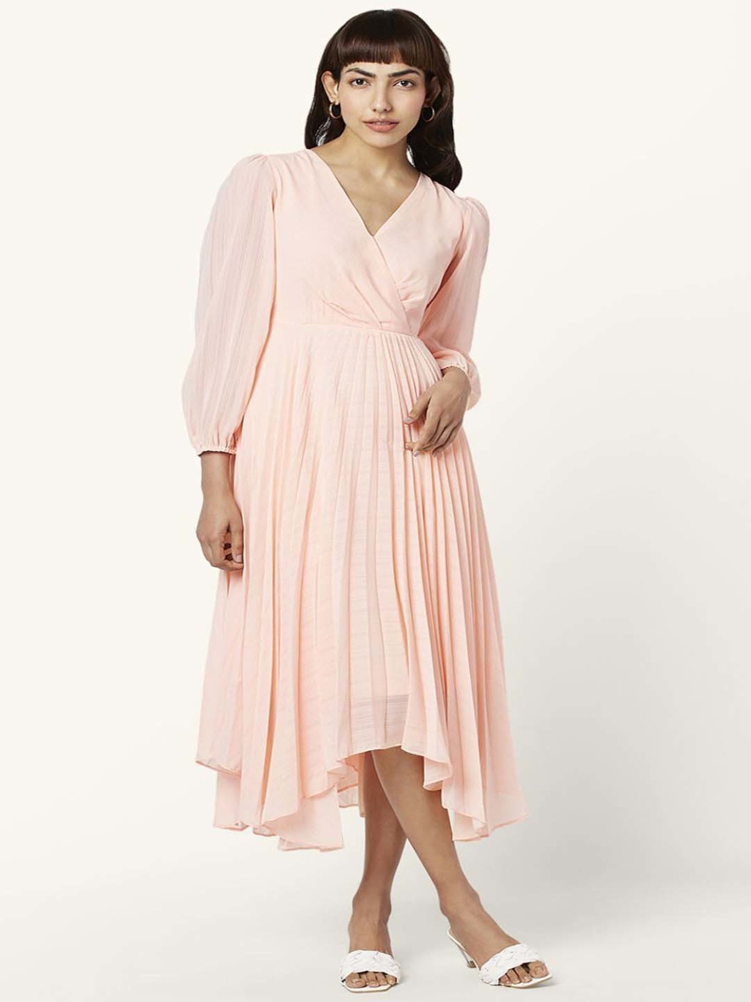 Shop for Women- Buy Trendy Dresses for Women Online | Pantaloons