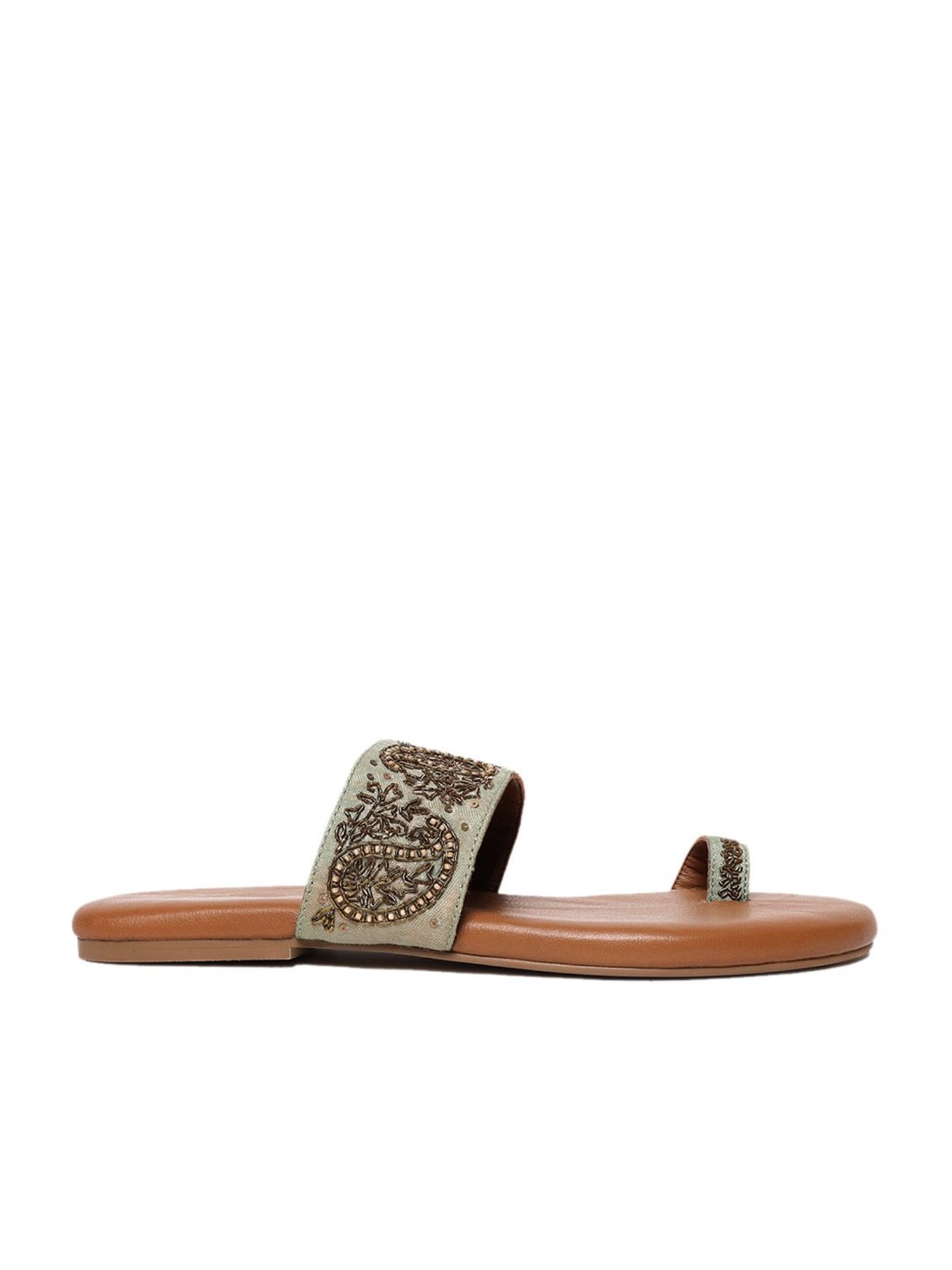 Women Braided Detail Toe Ring Design Thong Sandals, Vacation Crochet Flat  Sandals | SHEIN USA