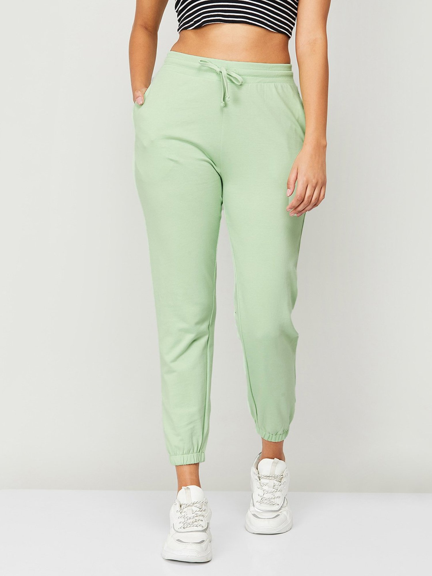 Mint joggers online