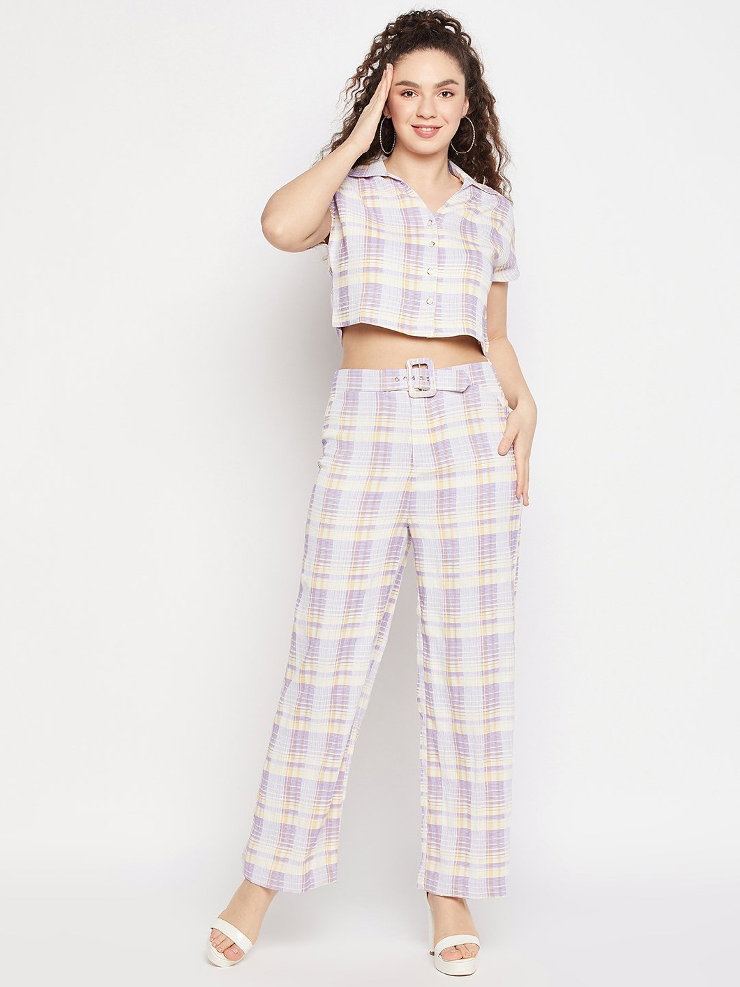 Buy SASSAFRAS Women Off White  Black Tapered Fit Checked Cropped Trousers   Trousers for Women 10604538  Myntra