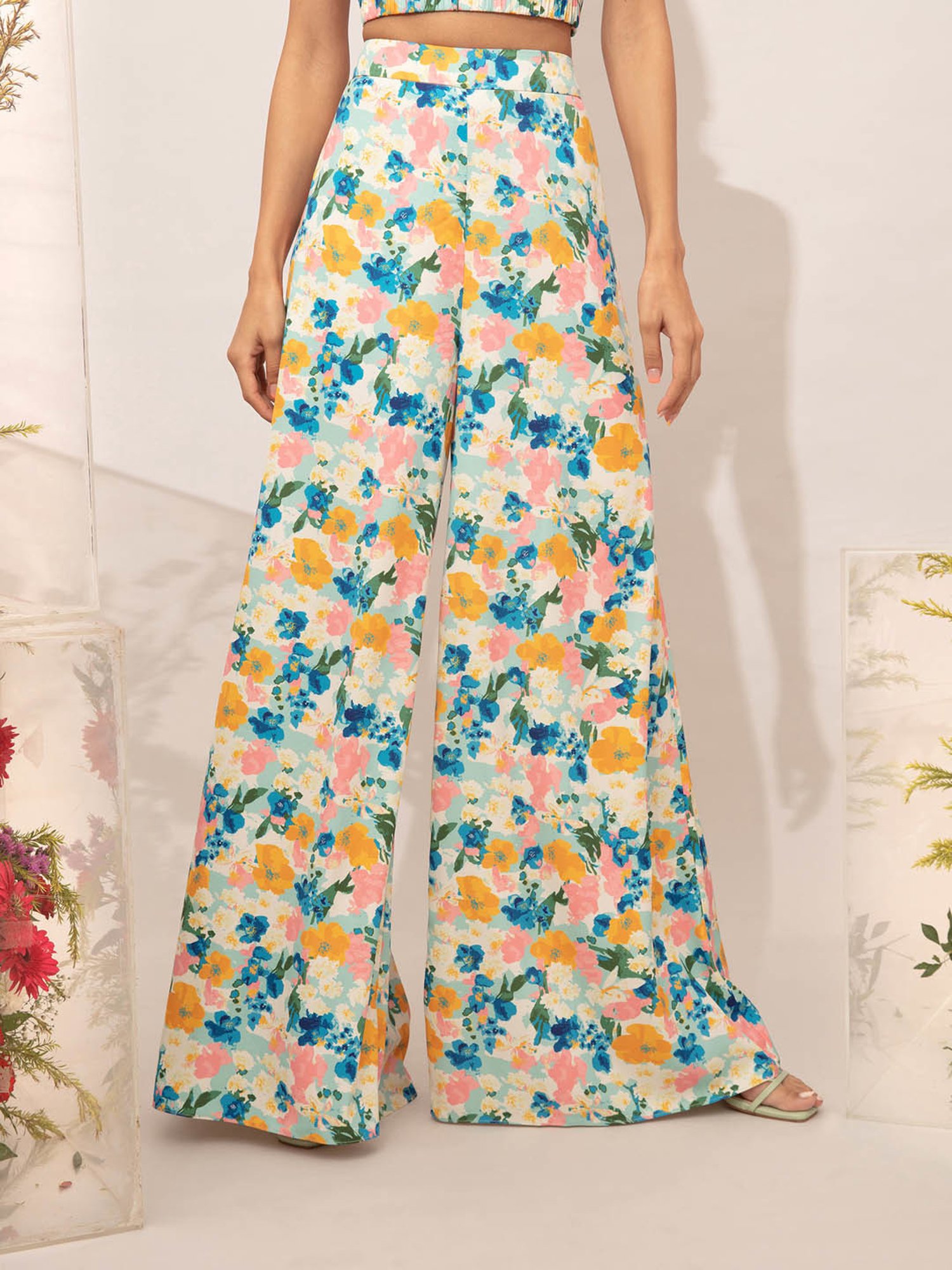 Buy online Floral Print Flared Palazzo from Skirts tapered pants  Palazzos  for Women by Jabama for 979 at 39 off  2023 Limeroadcom