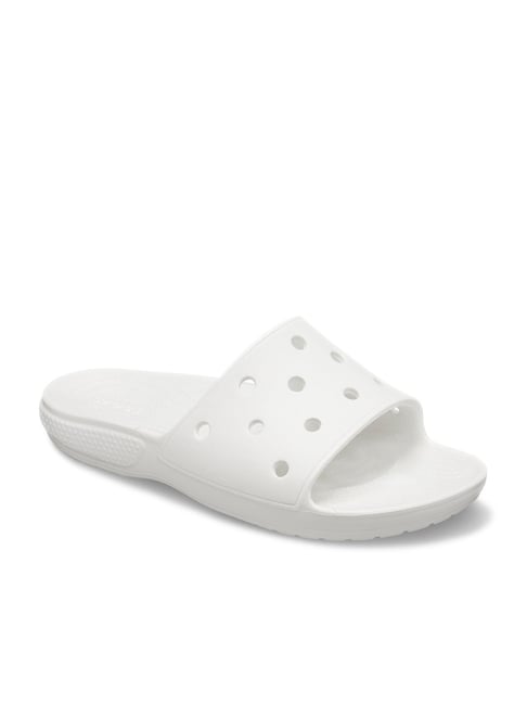 Crocs Classic Sandal | Famous Footwear