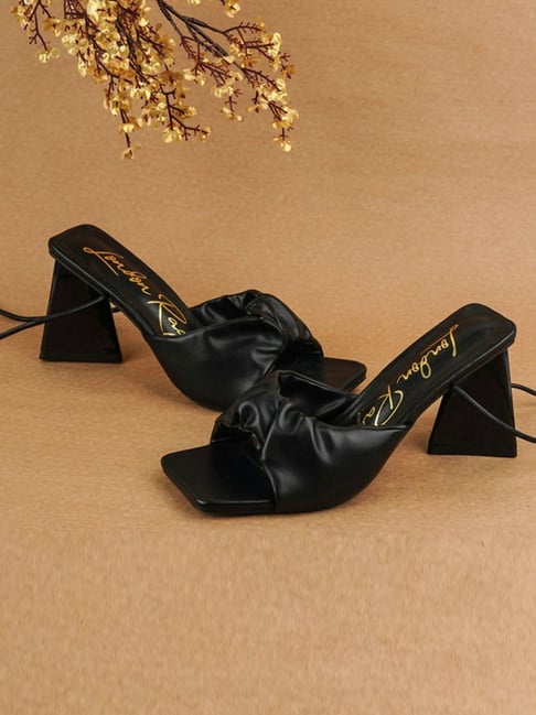Buy Golden Gladiators Sandals - Flats for Women 7683543 | Myntra