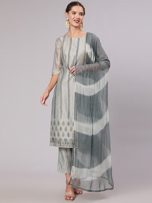 9 Awesome Grey Kurta Designs For Women And Men