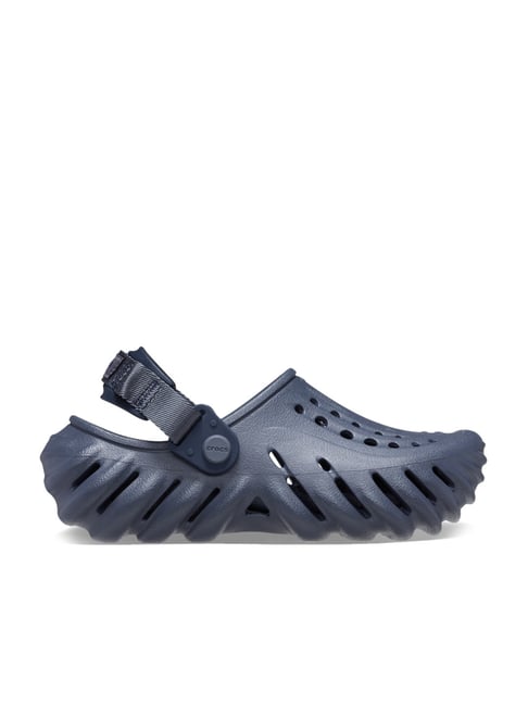 Tata hotsell cliq crocs