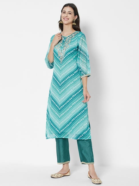 Heeposh Green Embroidered Kurta Pant Set With Dupatta Price in India