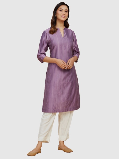 Fabindia Purple Embroidered Straight Kurta Price in India