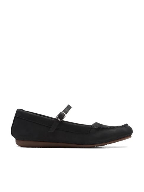 Clarks artisan discount mary jane flats