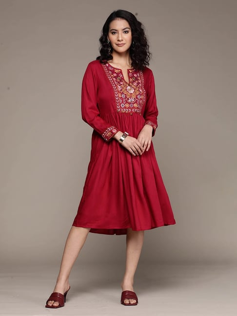 aarke Ritu Kumar Fuchsia Embroidered Midi Dress Price in India