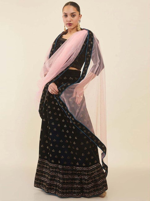 Lehenga Choli: Buy Ghagra Choli Online, Indian Wedding Bridal Chaniya Choli  Shopping | Designer lehenga choli, Lehenga choli, Choli designs