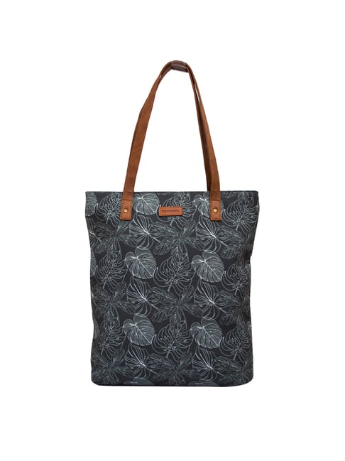 The Luxury Box Handbag to Adore : Step into Modern Elegance with Bella –  Pine Drew Lifestyle