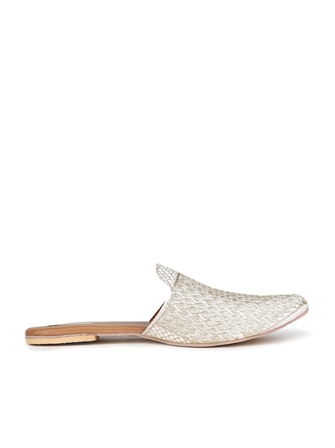 The Desi Dulhan Women's White Mule Shoes Price in India
