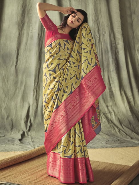 Satrani Yellow & Pink Printed Saree With Unstitched Blouse Price in India