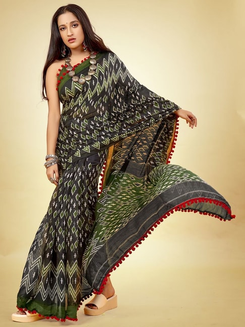 Saree Mall Black Embellished Saree With Unstitched Blouse Price in India