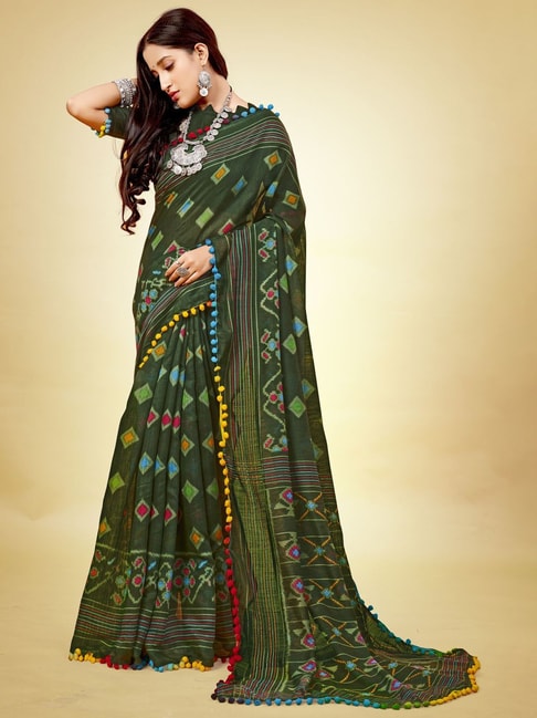 Saree Mall Green Embellished Saree With Unstitched Blouse Price in India