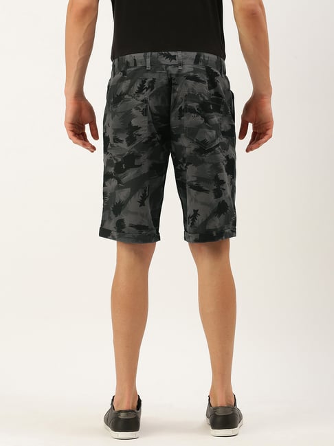 Nike black cheap camo shorts