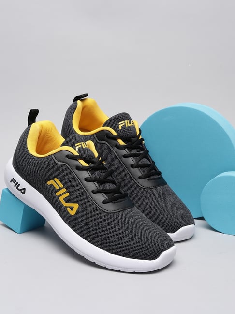 Buy Fila Men Black & Blue Mediator Sports Shoes - Sports Shoes for Men  216119 | Myntra