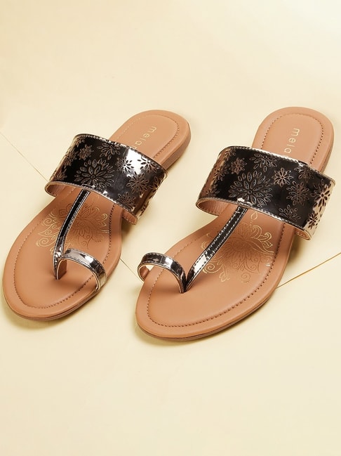 Melange by Lifestyle Women's Pewter Toe Ring Sandals Price in India