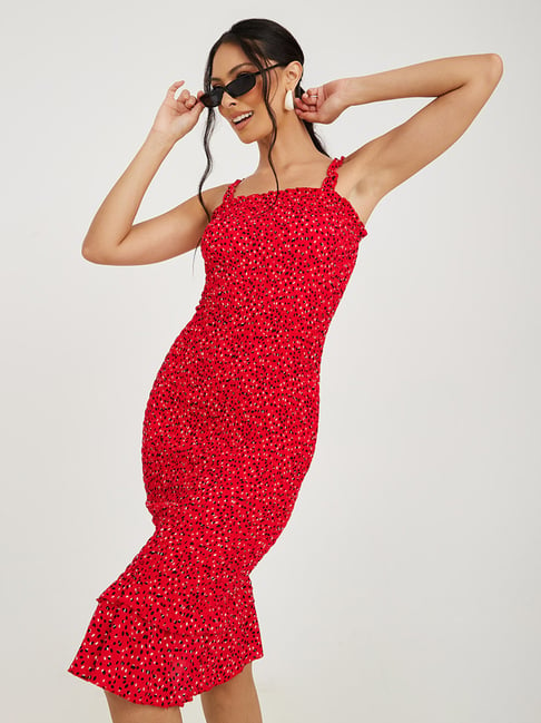 Tassie Midi Bodycon Dress | Red | Wedding Guest Dresses – Oh Hello Clothing