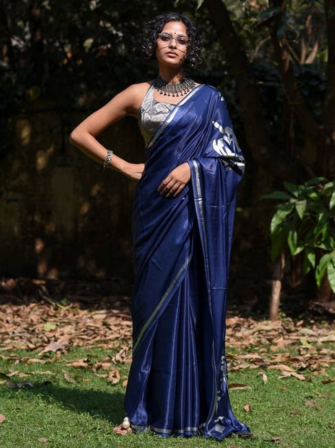 Royal Blue Color Georgette Daily Wear Saree With White Blouse