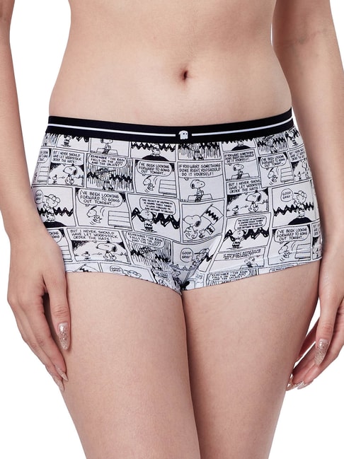 The Souled Store White & Black Peanuts: Comic Strip Printed Boy Shorts Price in India