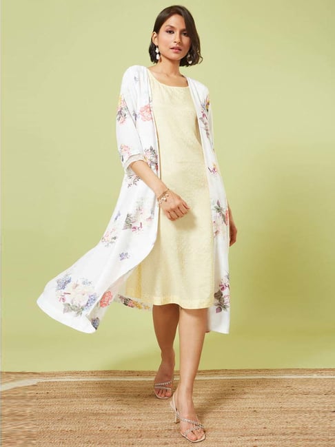 Marigold Lane White Floral Print Shrug