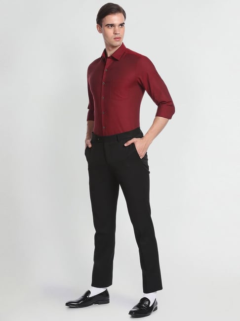 Black Pants with Burgundy Shirt Summer Outfits For Men 57 ideas  outfits   Lookastic