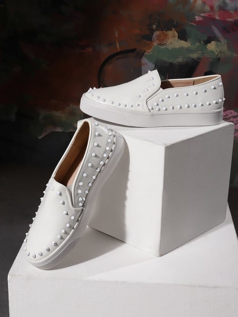 Truffle Collection Women's White Casual Loafers