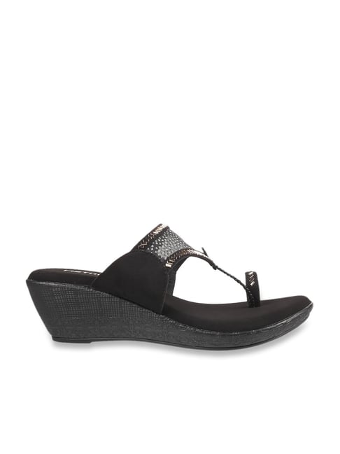 Metro Women's Black Thong Wedges Price in India