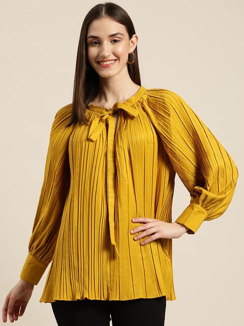 Qurvii Mustard Relaxed Fit Top