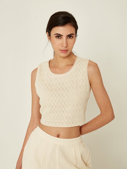 Buy White Sleeveless Tops Online In India At Best Price Offers