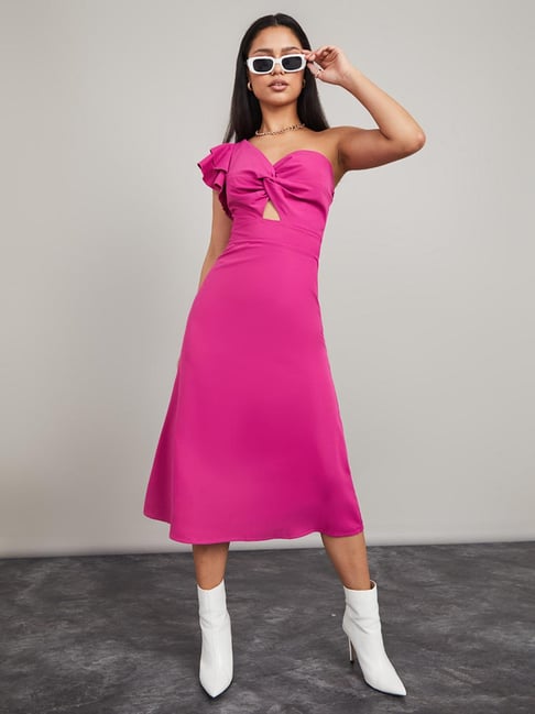 Styli Pink Regular Fit Midi Dress Price in India