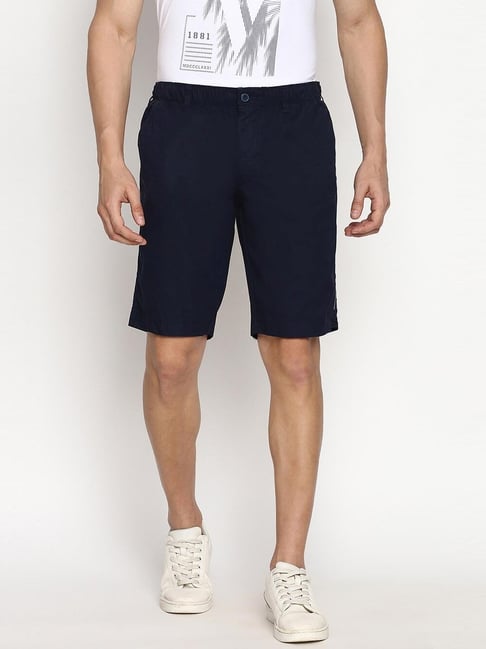 Van Heusen Athleisure Regular Fit Soft Touch Functional Pockets Shorts - Navy-picture-31