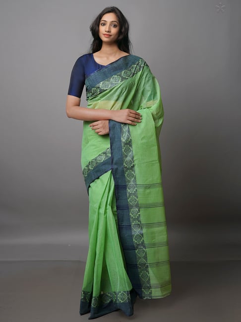 Unnati Silks Green Woven Saree With Blouse Price in India