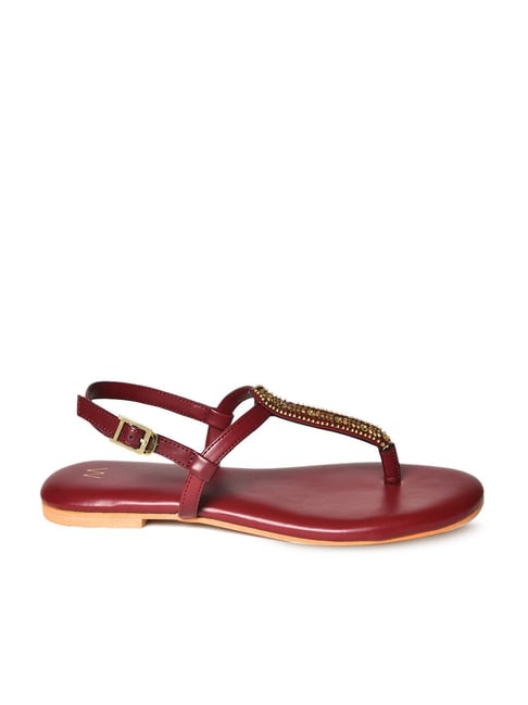 Red t strap hot sale sandals