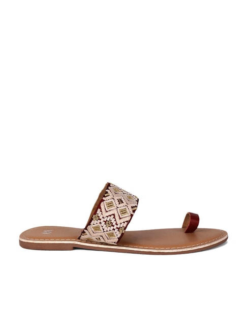 W Women's Maroon Toe Ring Sandals Price in India