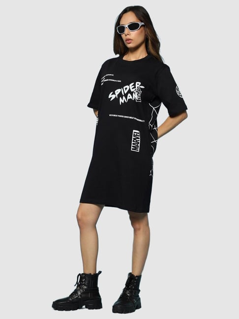 Black graphic shops t shirt dress