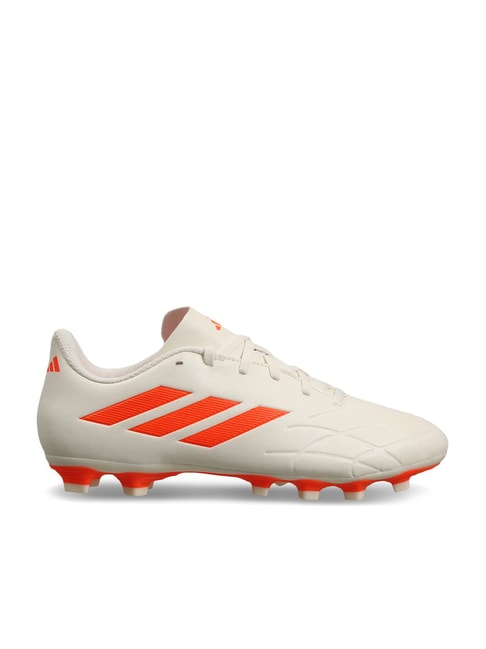 Dirty Football Boots Royalty-Free Images, Stock Photos & Pictures |  Shutterstock
