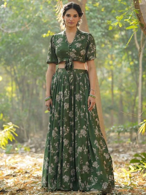SCAKHI Green Floral Print Crop Top Skirt Set Price in India