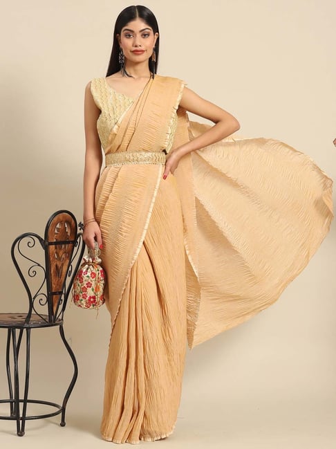 how-to-wear-a-simple-saree-winter-fashion-trends | Fashionmate | Latest  Fashion Trends in India