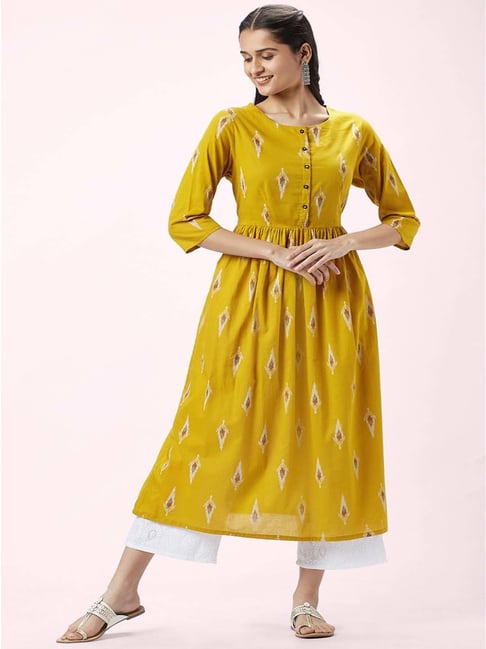 Rangmanch by Pantaloons Mustard Printed Straight Kurta