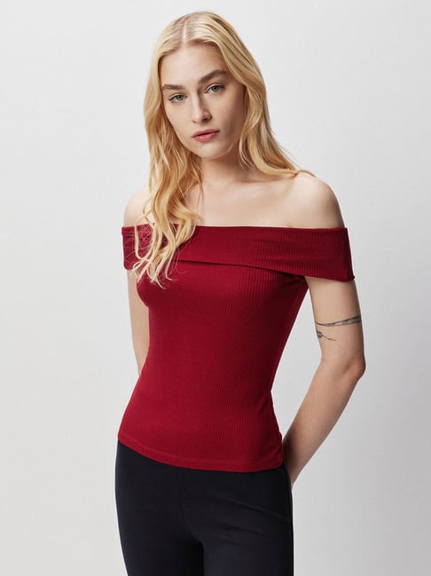 maroon off the shoulder shirt