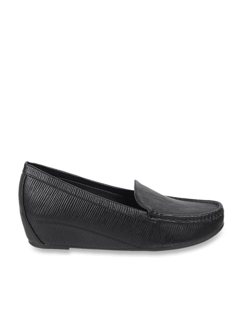 Black wedge online loafers