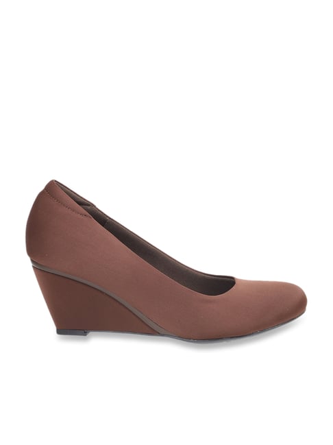 Dark brown shop wedge pumps