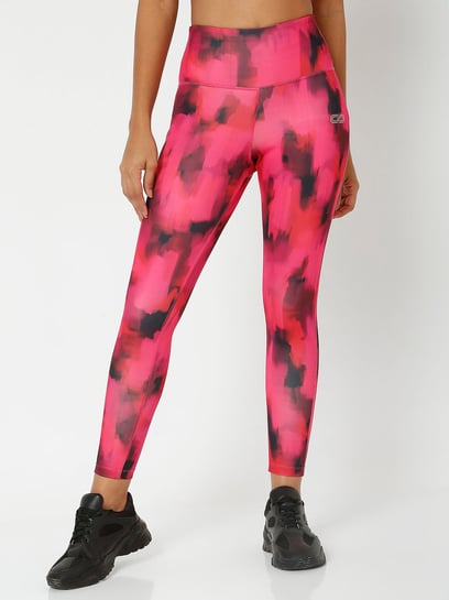 Pink Camouflage Dynamite Apple Booty Leggings