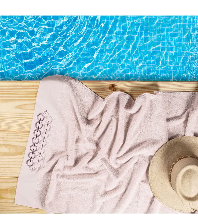 Spread Spain Rose Pastoral Delta Picasso Bath Towel