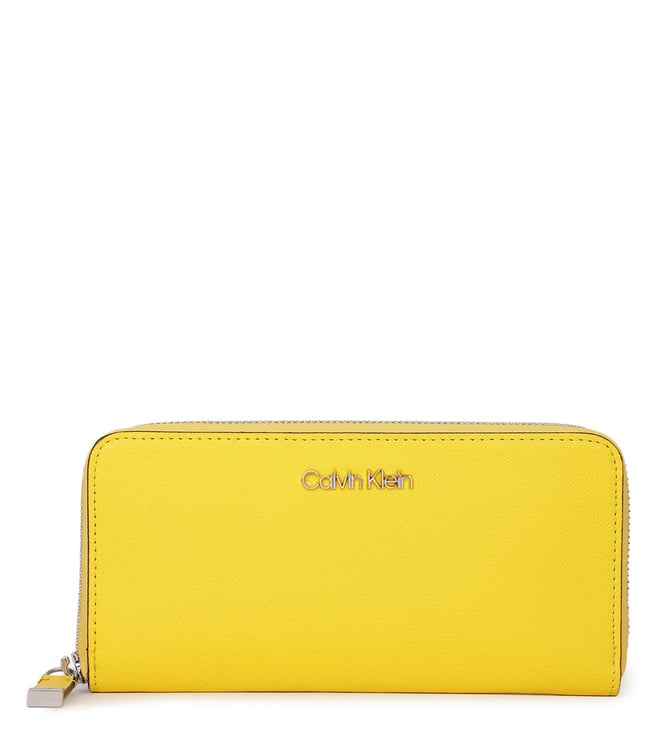 Calvin klein on sale wallet purse