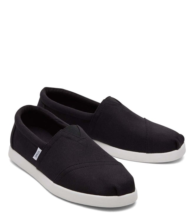 Toms black best sale slip ons