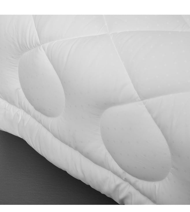 Spread Spain White Star Summer Quilt